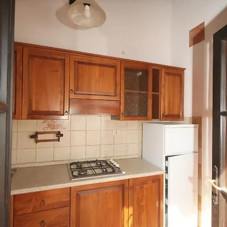 Nyaraló Casale Fonte Di Rose